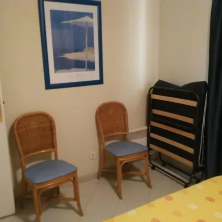 2 Bedroom With Large Terrace Théoule-sur-Mer